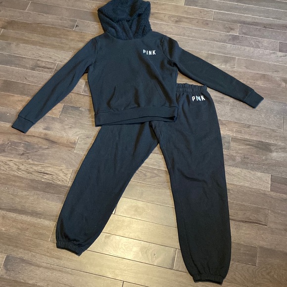 Victoria Secret - 2 piece Sweatshirt/Sweatpants - Picture 1 of 8